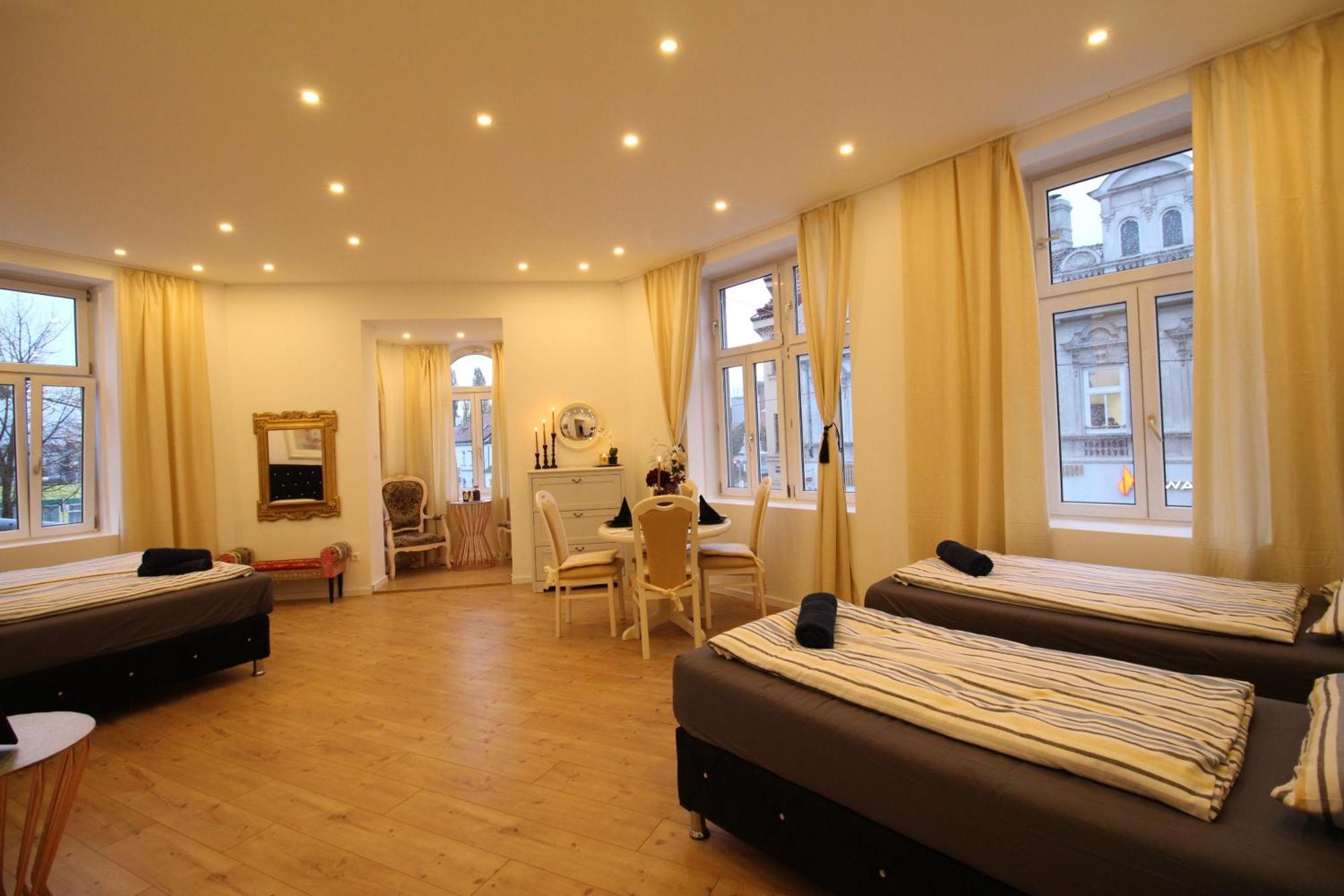 Disc Cozy Rooms In Liesing Vienna Esterno foto