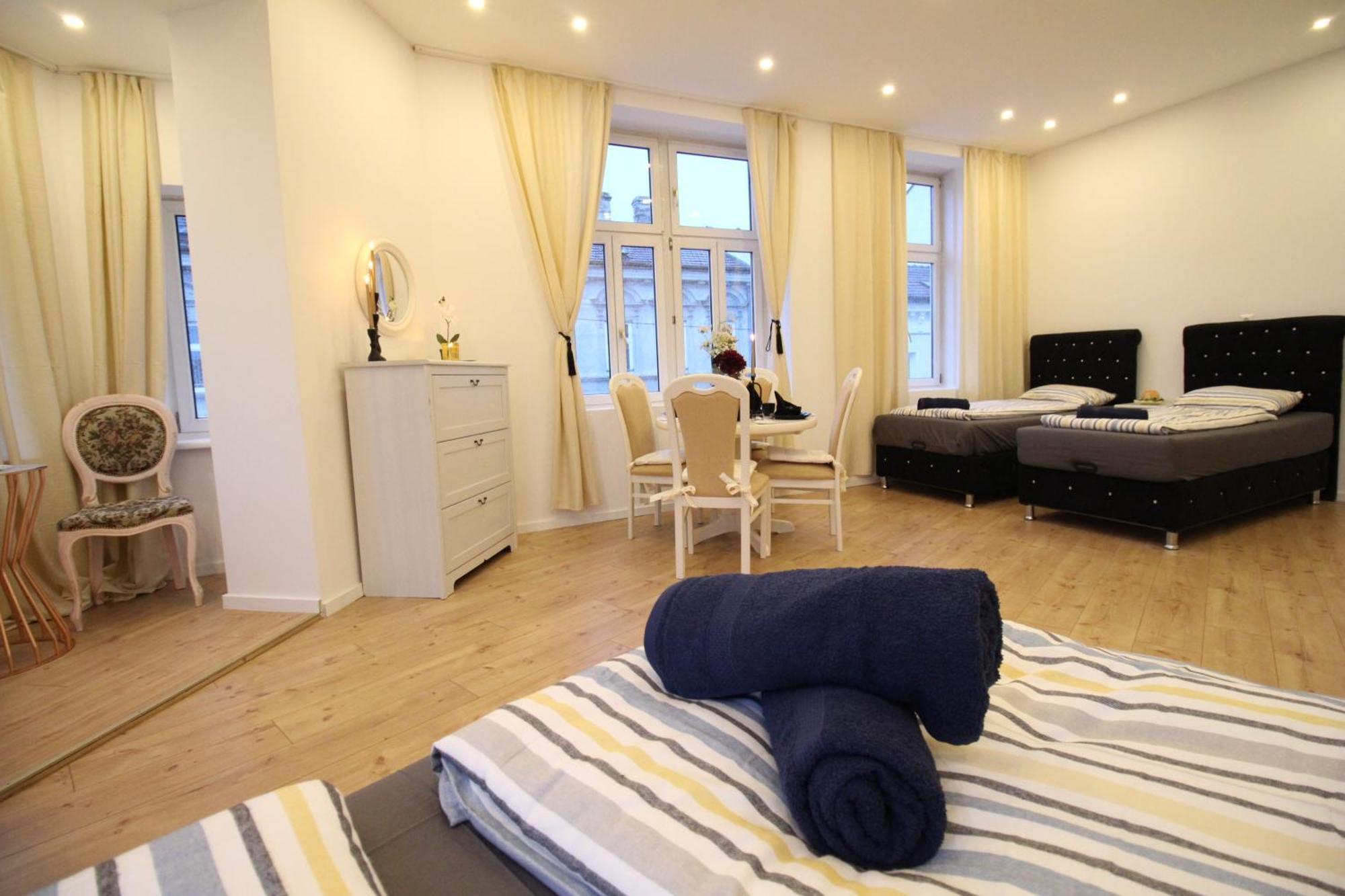 Disc Cozy Rooms In Liesing Vienna Esterno foto