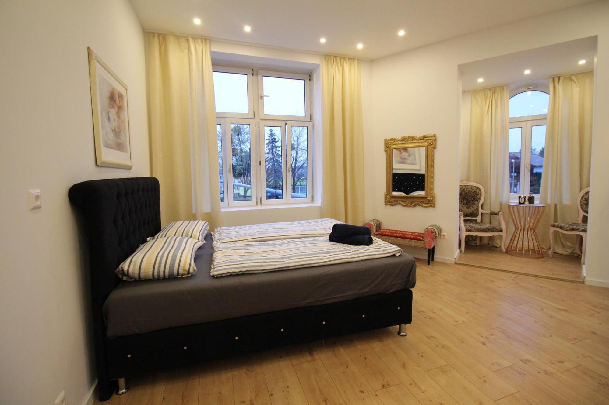 Disc Cozy Rooms In Liesing Vienna Esterno foto