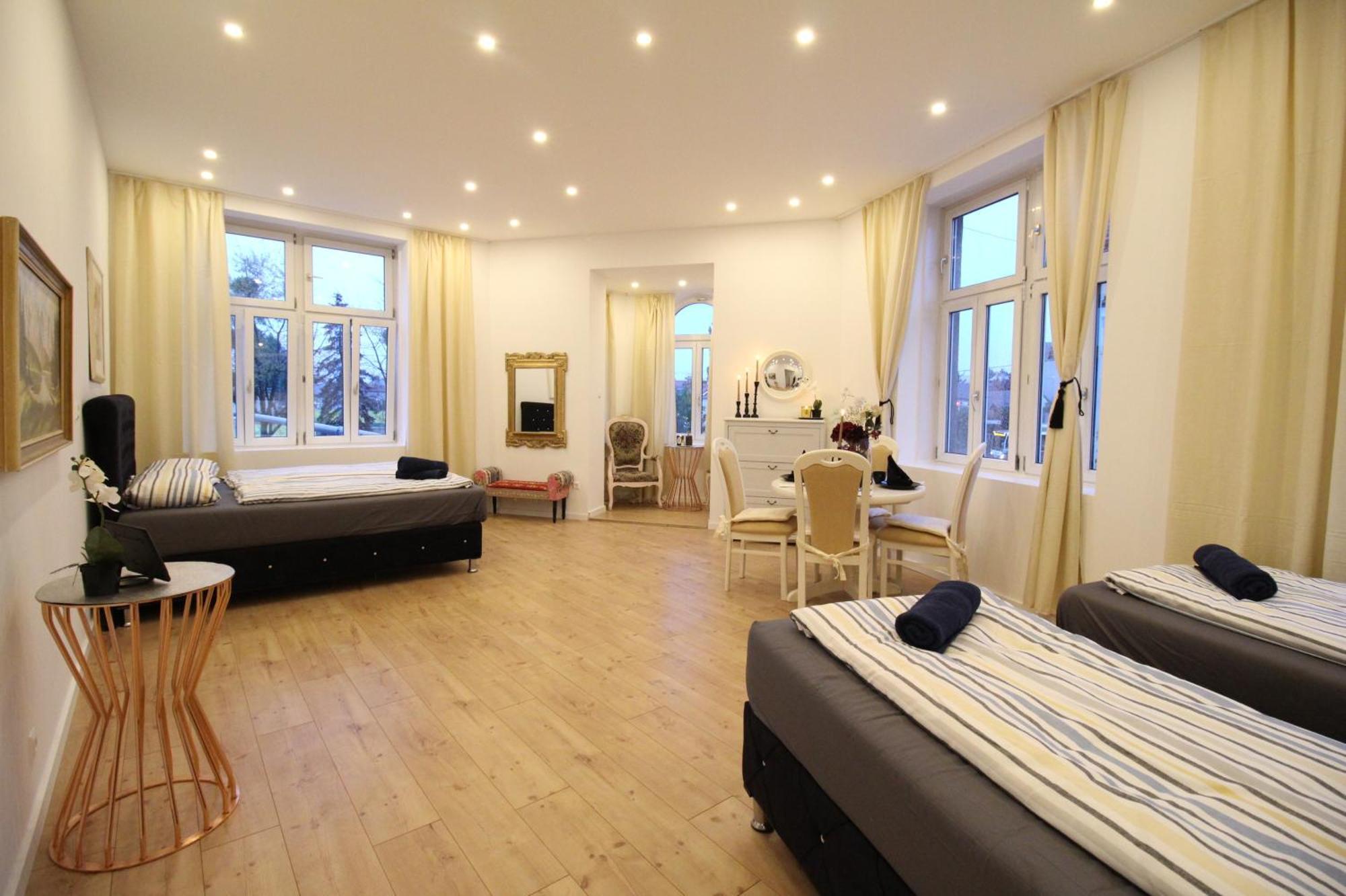 Disc Cozy Rooms In Liesing Vienna Esterno foto